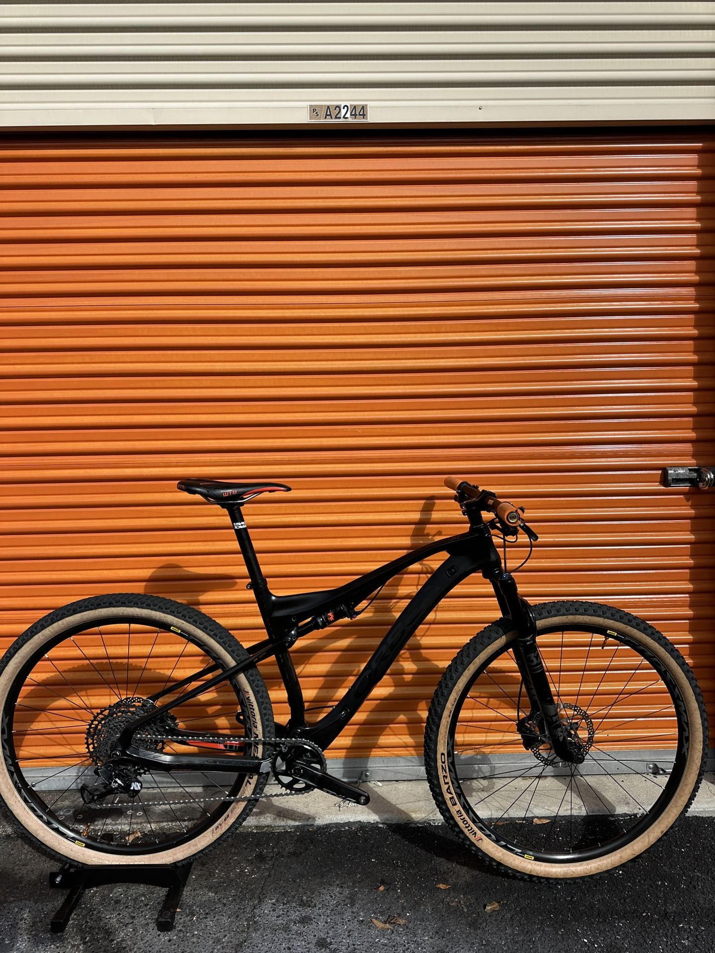 2022 Orbea Oiz M30 - Large like New Full Carbon