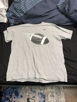 Adidas T-Shirt