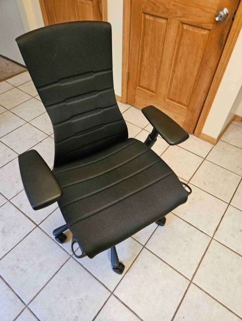 Hermanmiller-EMBODY