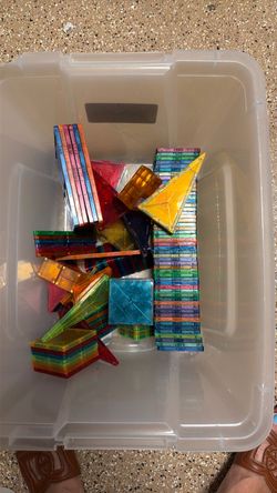 Magnet tiles for kids