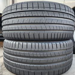 (2) 285 35 23 Pirelli Tires 