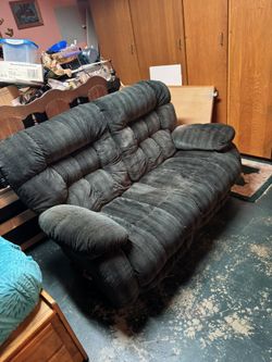 Couch/loveseat