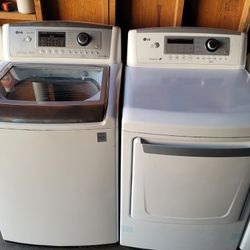 LG Large Capacity 5.0cu Ft Top Load Washer With Gas Dryer Set