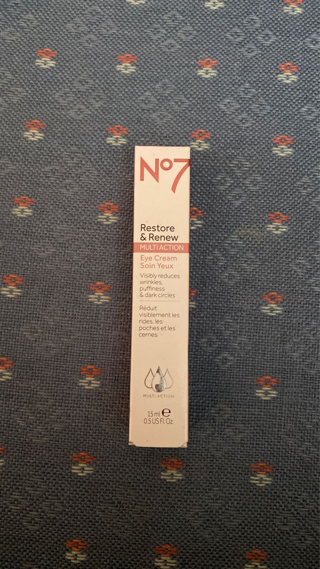 No 7 restore and renew multi action eye cream