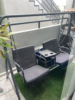 Free - Porch Swing (2 seats)