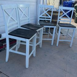 4 Chairs