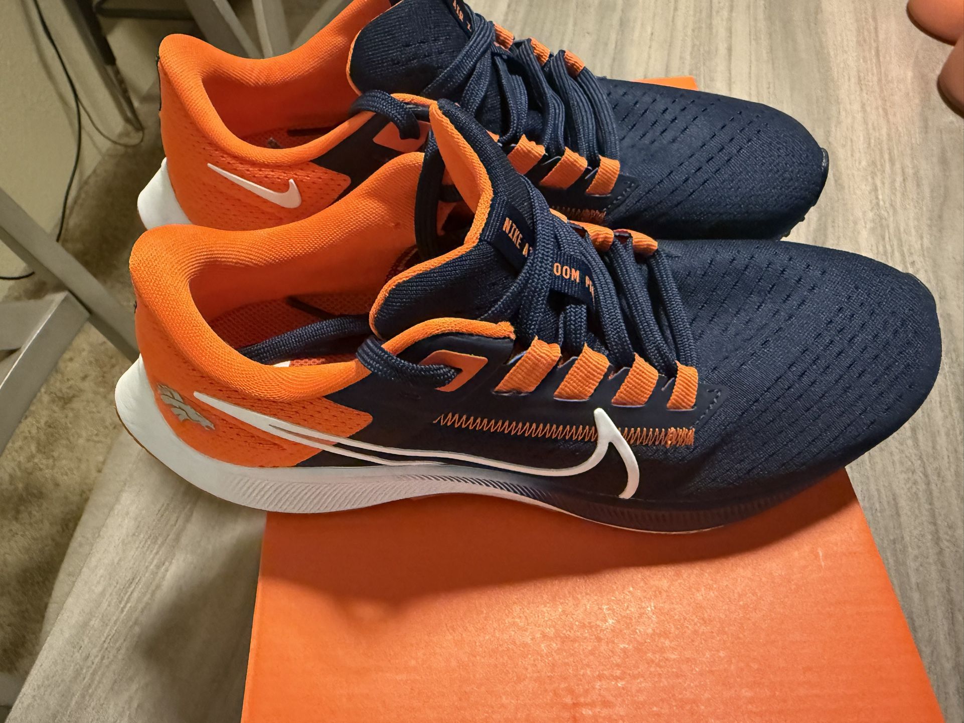 Denver Broncos Nike Air Zoom Pegasus 38 (broncos)