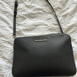 Michael Kors Crossbody Bag 