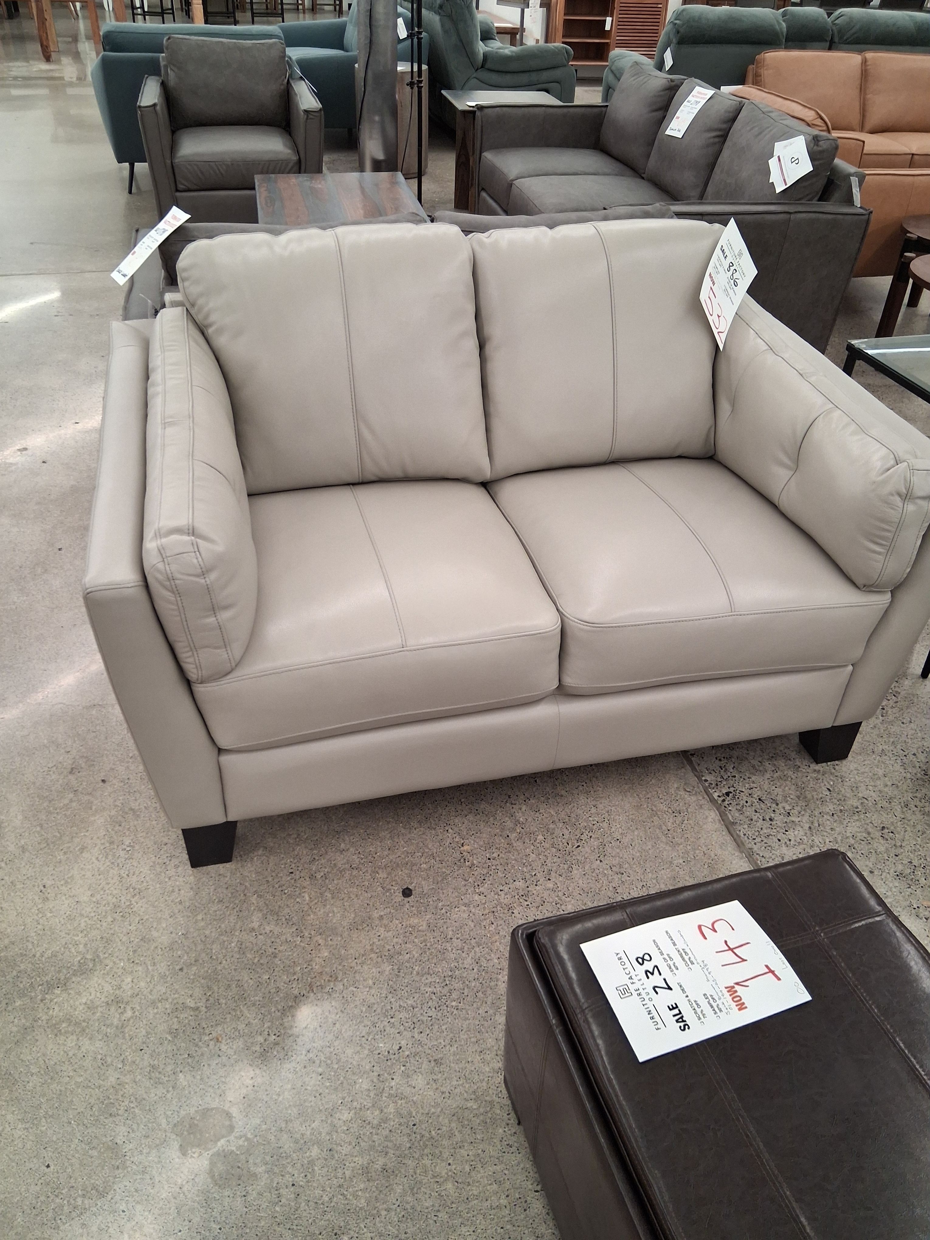 TOP GRAIN LEATHER CREAM LOVESEAT