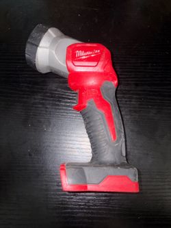 Milwaukee flashlight