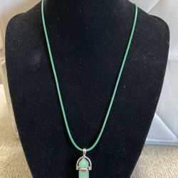 Healing Crystal Stone Pendant Necklace 