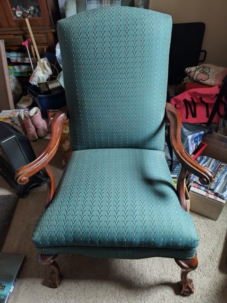 Beautiful, Elegant Lines. Side Chair