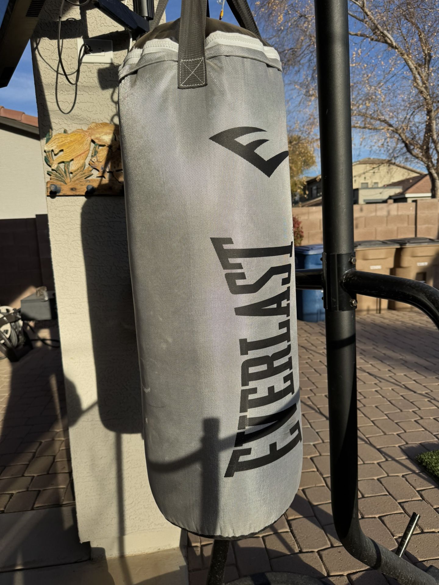 Everlast Punching Bag With Stand And Weights