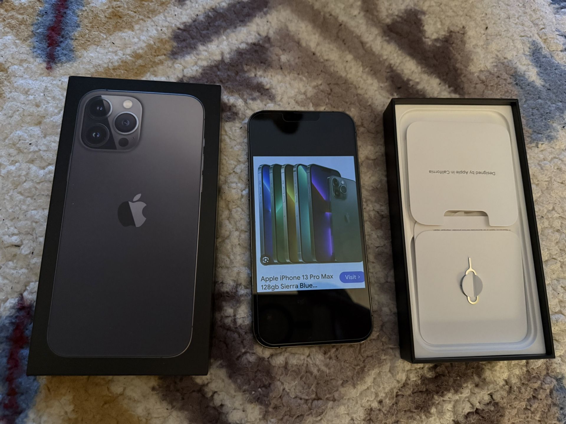 IPHONE 13 PRISTINE/No scratches… / UNLOCKED 256mb