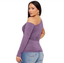 Size 2X Fashion Nova Top