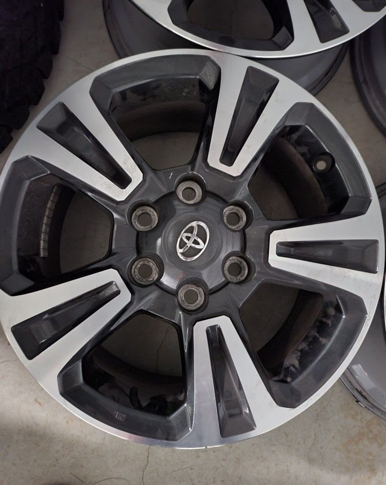 Toyota 17" Wheels 6 Lug (Bolt Pattern) (480 OBO) for Sale in San