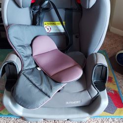 Graco Entended 2 Fit Convertible Car Seat