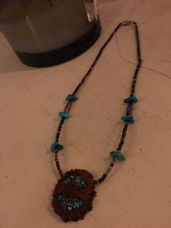 AMAZING VINTAGE NECKLACE