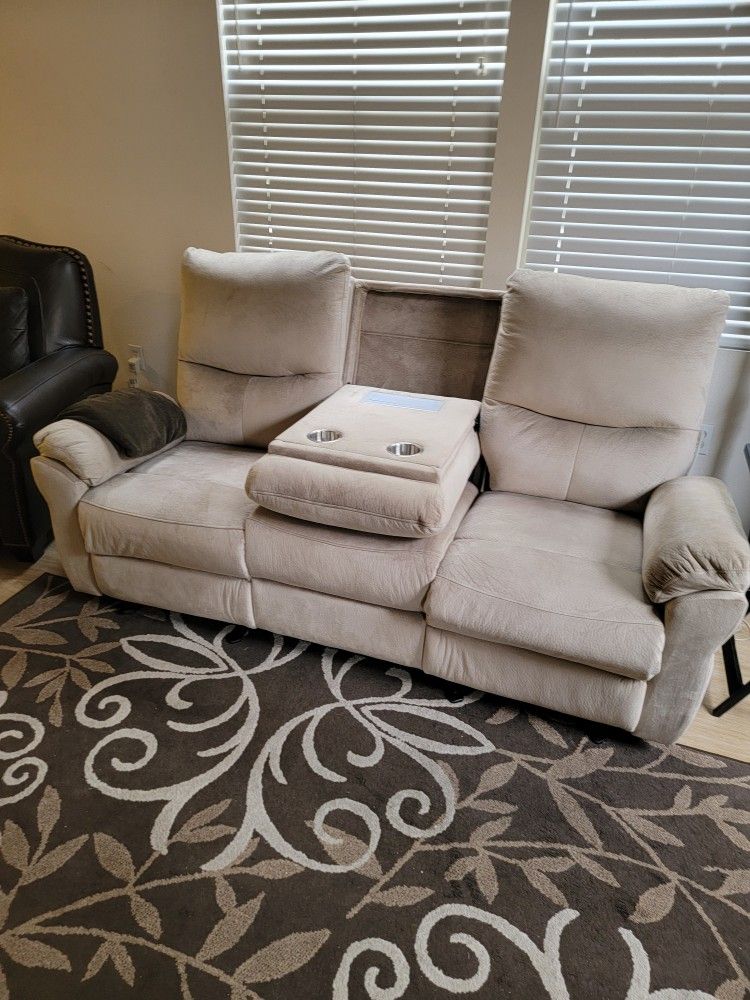 Like New Recliner 3 Seat Power Recliner 