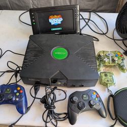 Original Xbox System + Controllers & Games 