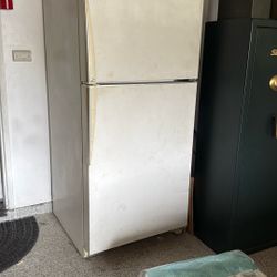 Free Fridge!