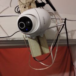 Wifi Outdoor Camera With Solar Panels 