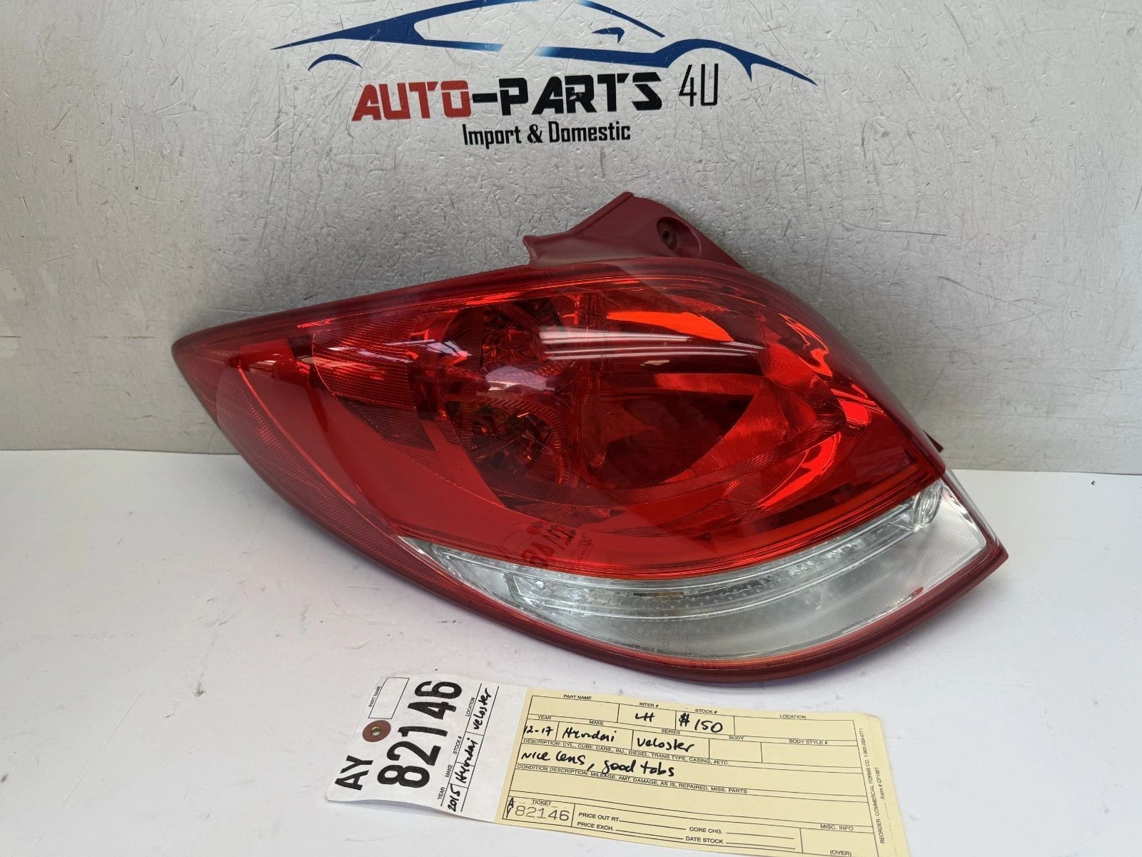 2012 - 2013 - 2014 - 2015 - 16 - 2017 HYUNDAI VELOSTER LEFT DRIVER TAIL LIGHT OEM AY82146