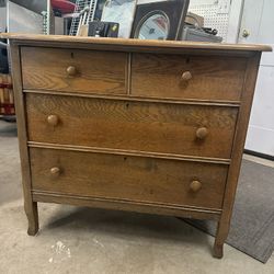Antique Dresser with 4-Drawers