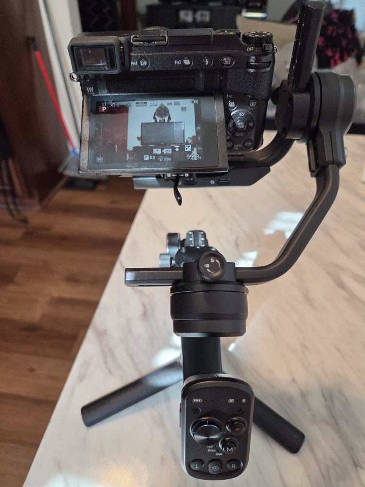 Panasonic LUMIX gx85 Mirrorless