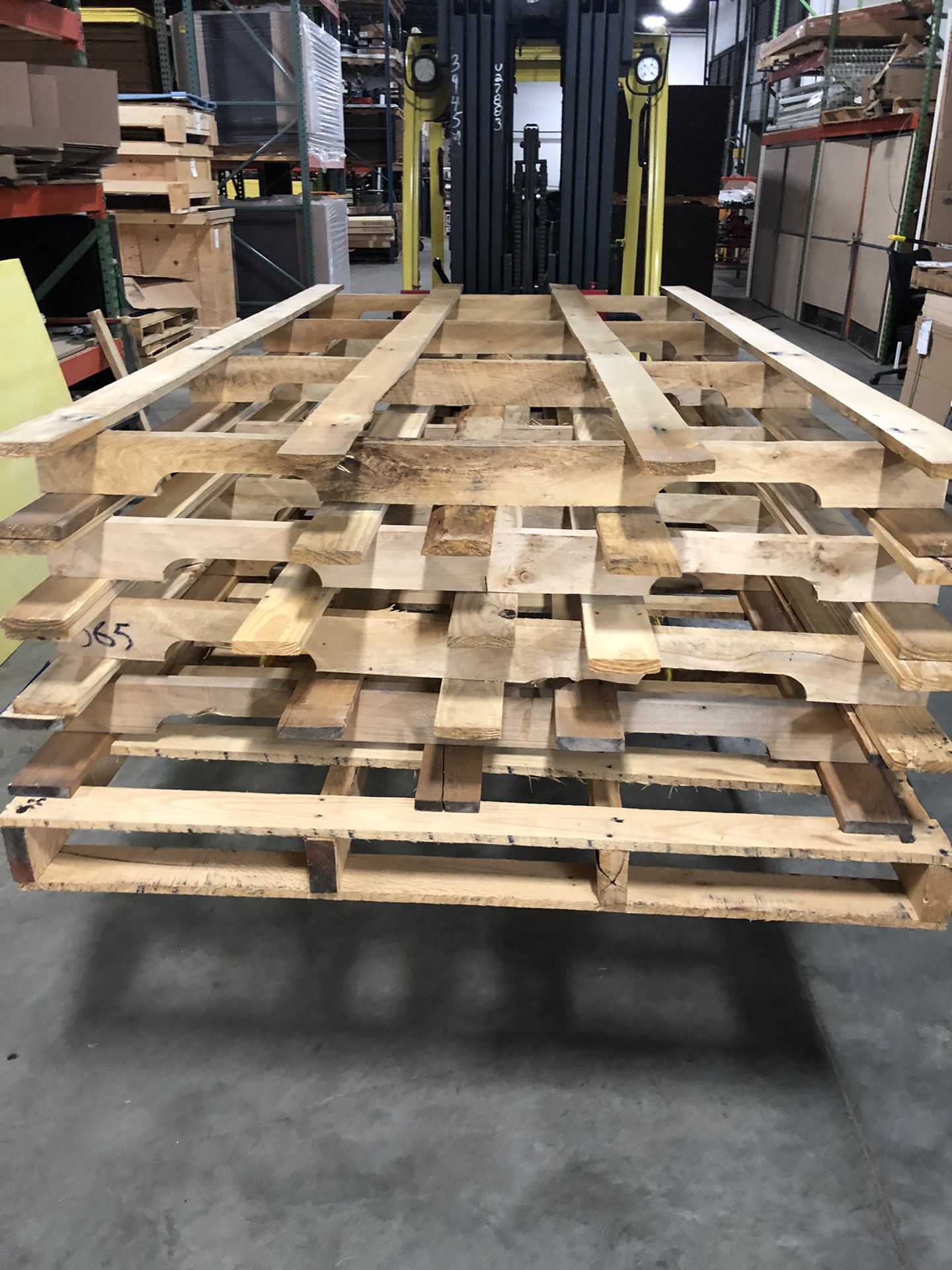 Strong sturdy 4’ X 8’ Pallets