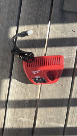 Milwaukee m12 charger