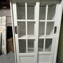 White Shelf