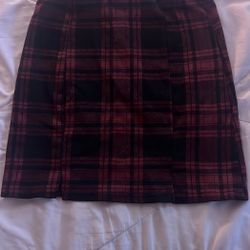 Hesperus Red & Black Plaid Skirt