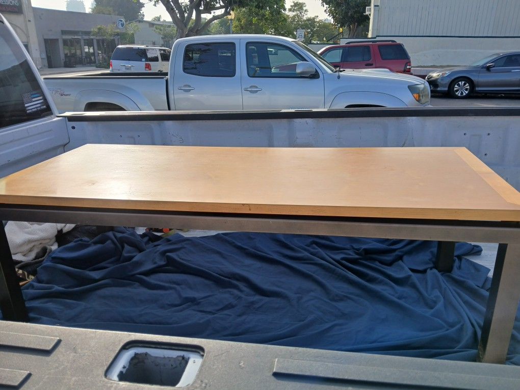 Set: Matching Coffee Table & End Table $20