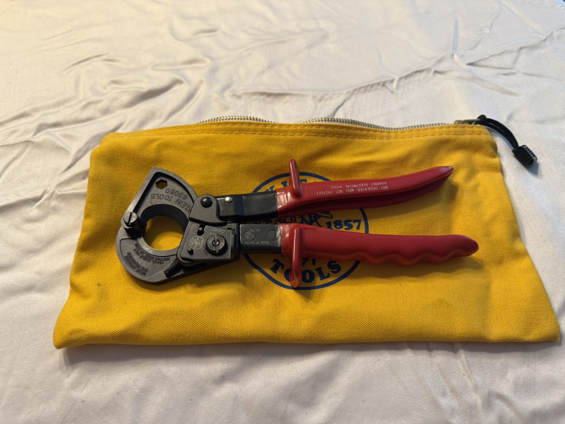 Klein 63060 Ratcheting Cable Cutter
