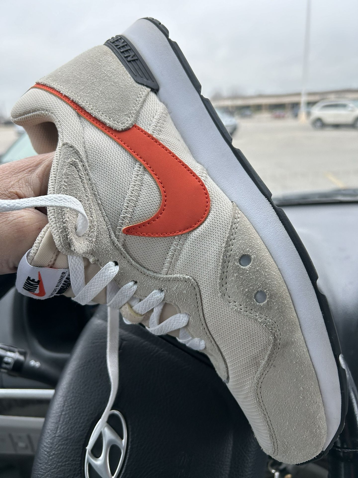 Nike venture running shoe Slightly Used $20