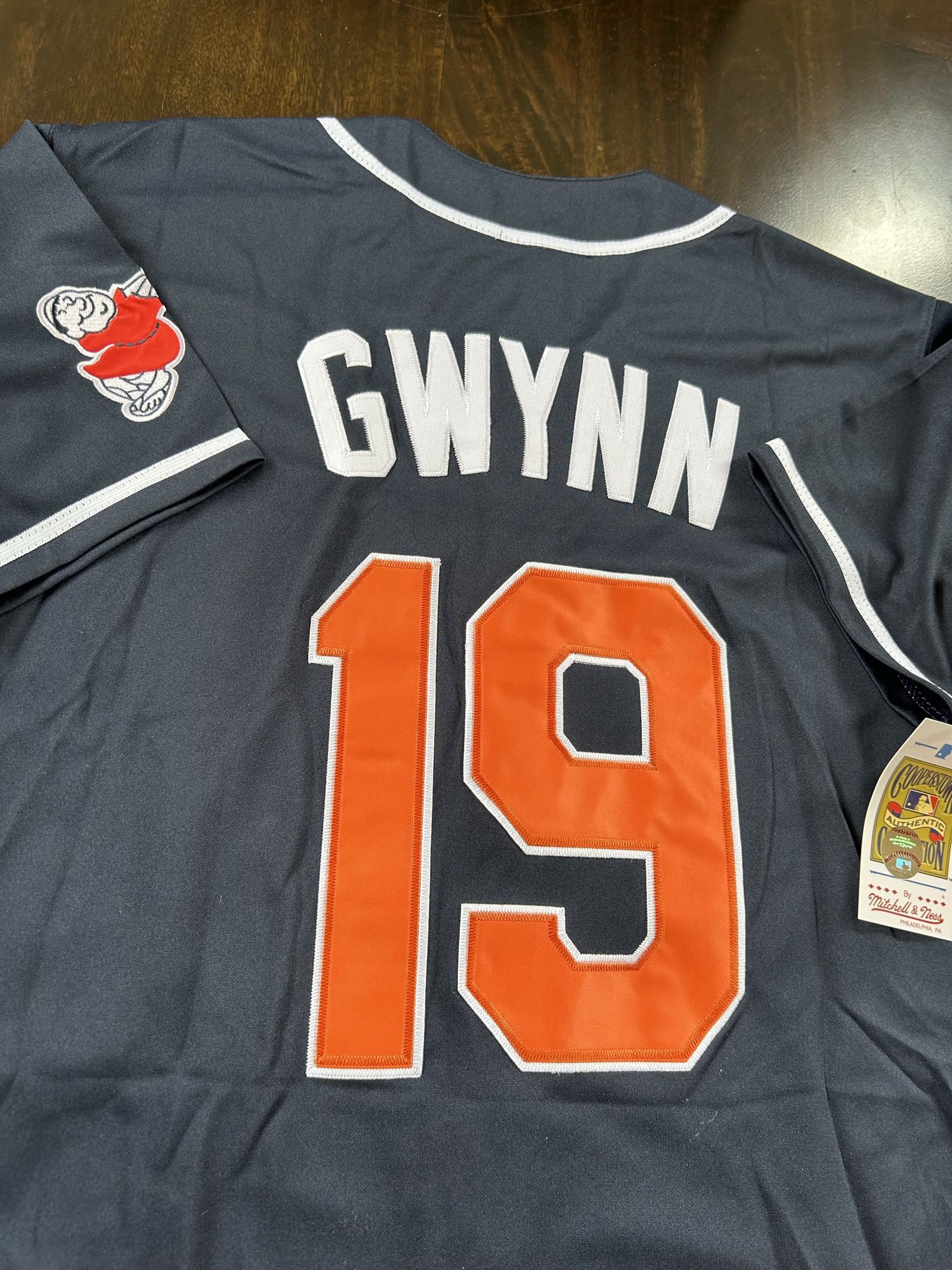 Retro Blue San Diego Padres Jersey Gwynn for Sale in Chula Vista, CA -  OfferUp