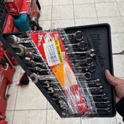 Mikwaukee Metric Wrench