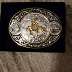 Belt Buckle.  End Of The Trail.  Buffalo Nickel.  Montana Silversmiths.  Stunning.