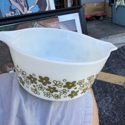 Pyrex Crazy Daisy Mixing  Bowl 