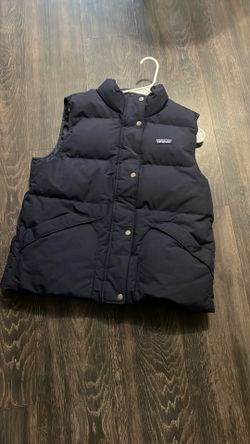  Patagonia. Vest. Size.  M W Small 
