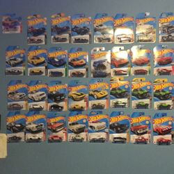 Hot Wheels Total Cars 70