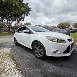 Low Miles, Very Clean 2014 Ford Focus