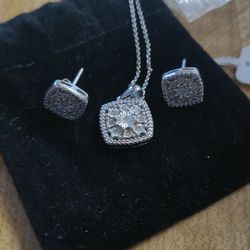 Diamond earrings and necklace BRAND NEW