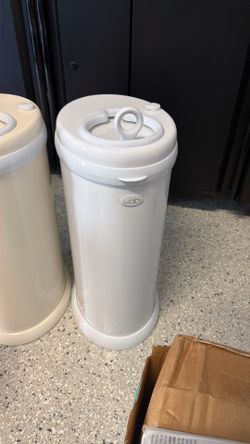 Ubbi diaper pail