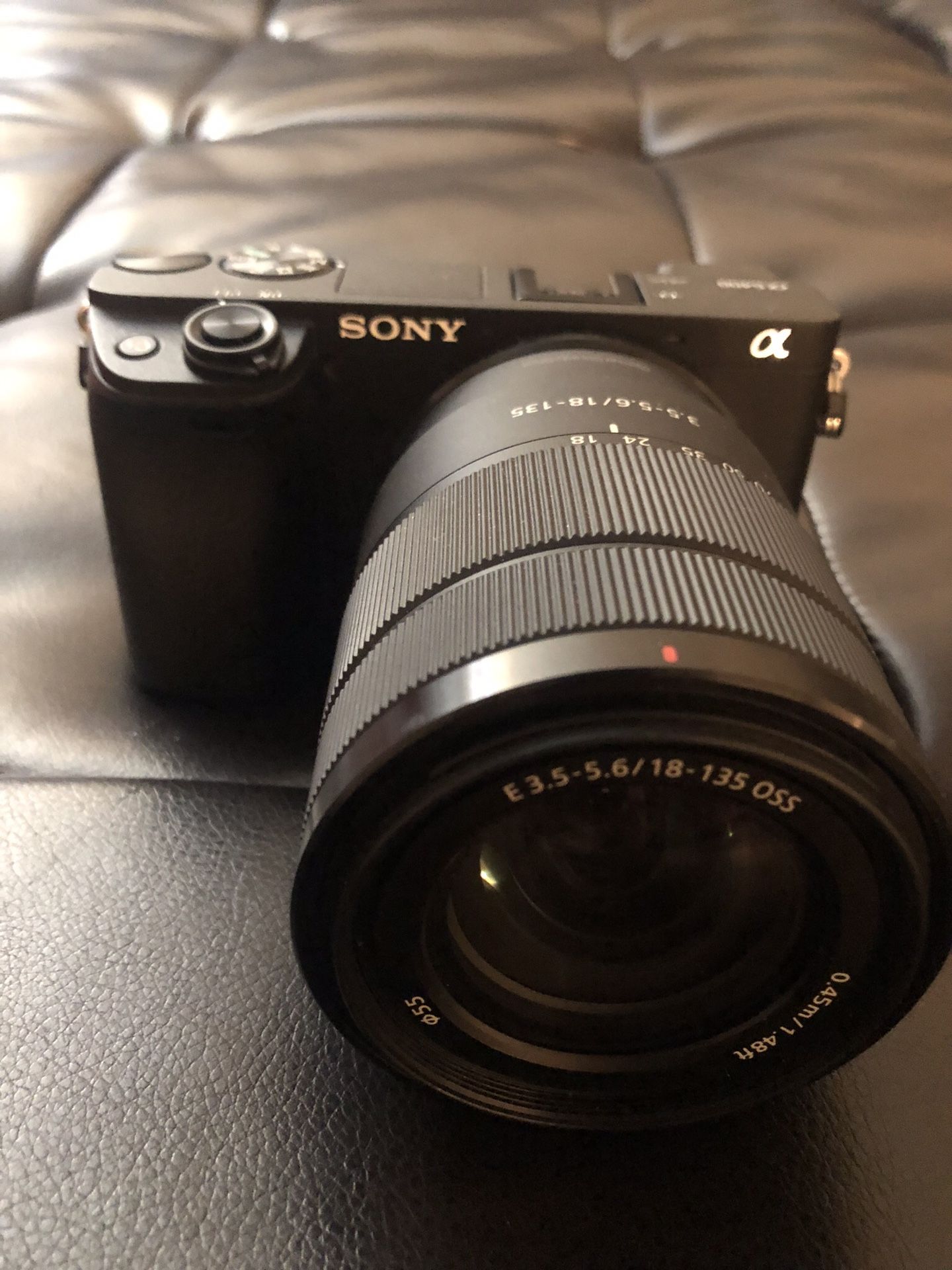 Sony Alpha A-6400 Camera