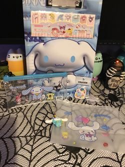 Cinnamoroll Stationery Set with Clipboard and Pouches