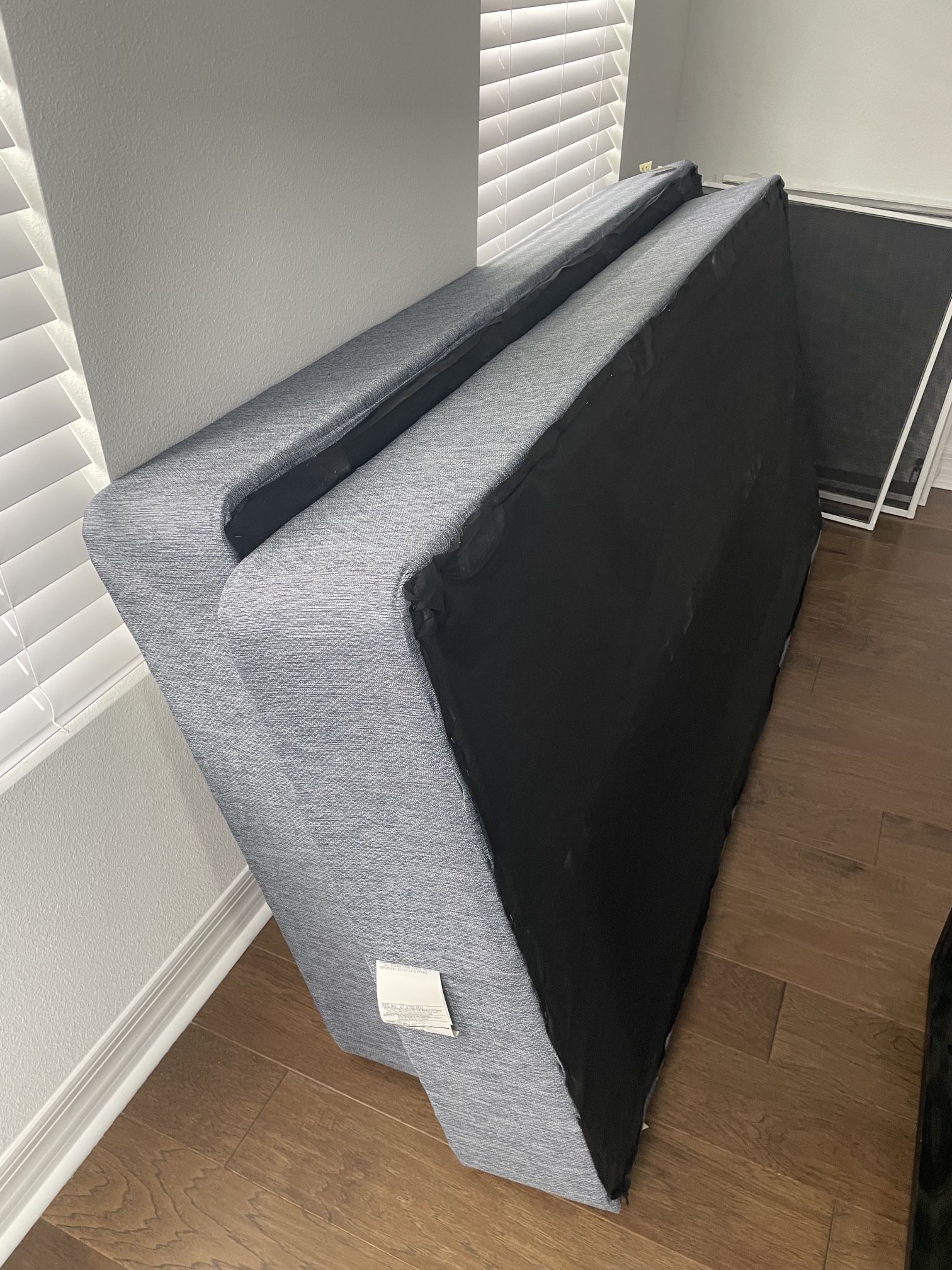 King Size / Mattress Boxspring 8.5 Inches Free!