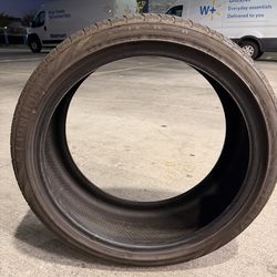 Ultra-high Performance Lionhart Tire LH-Five 225/40/19  93W