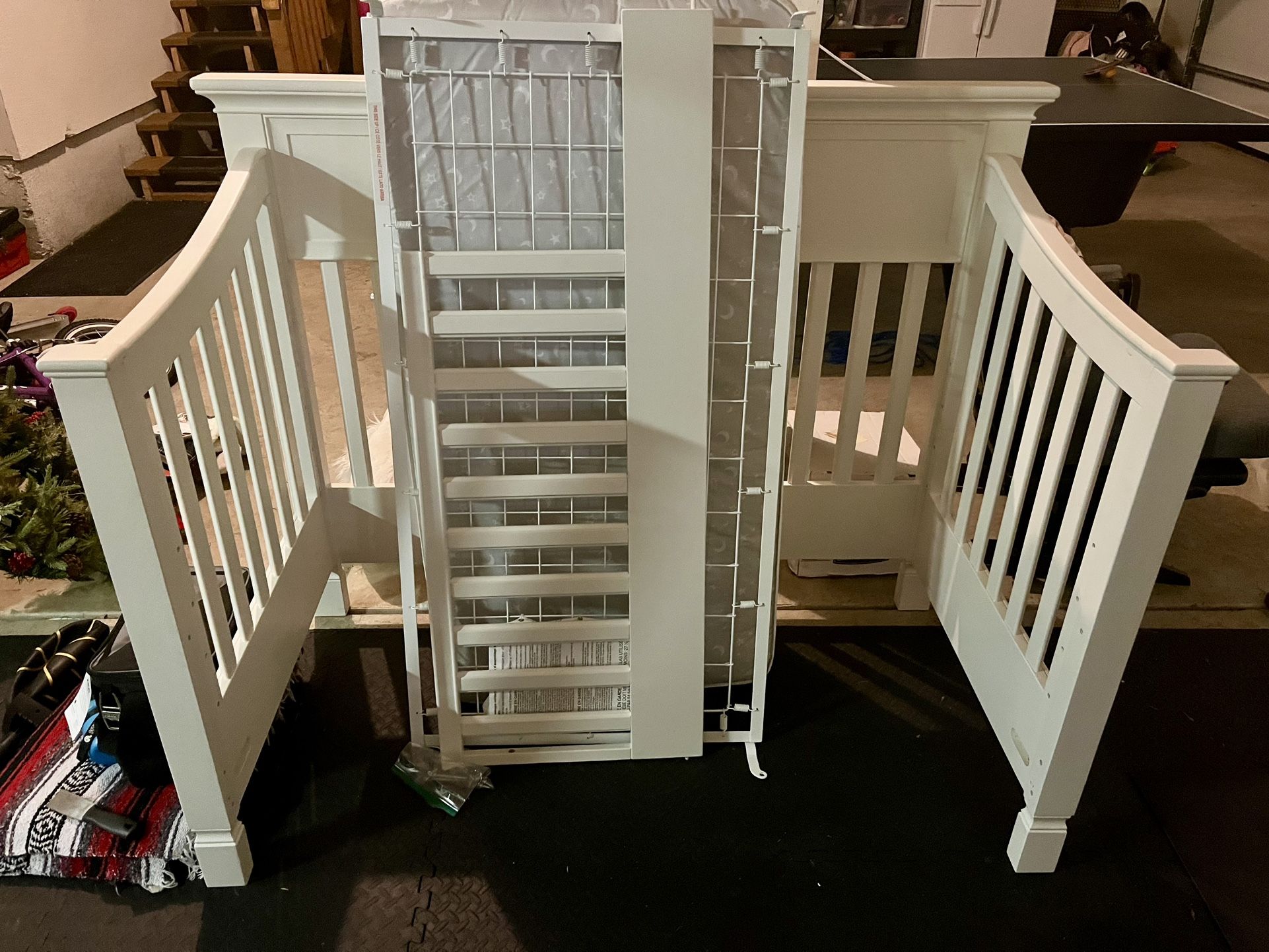 Convertible Crib